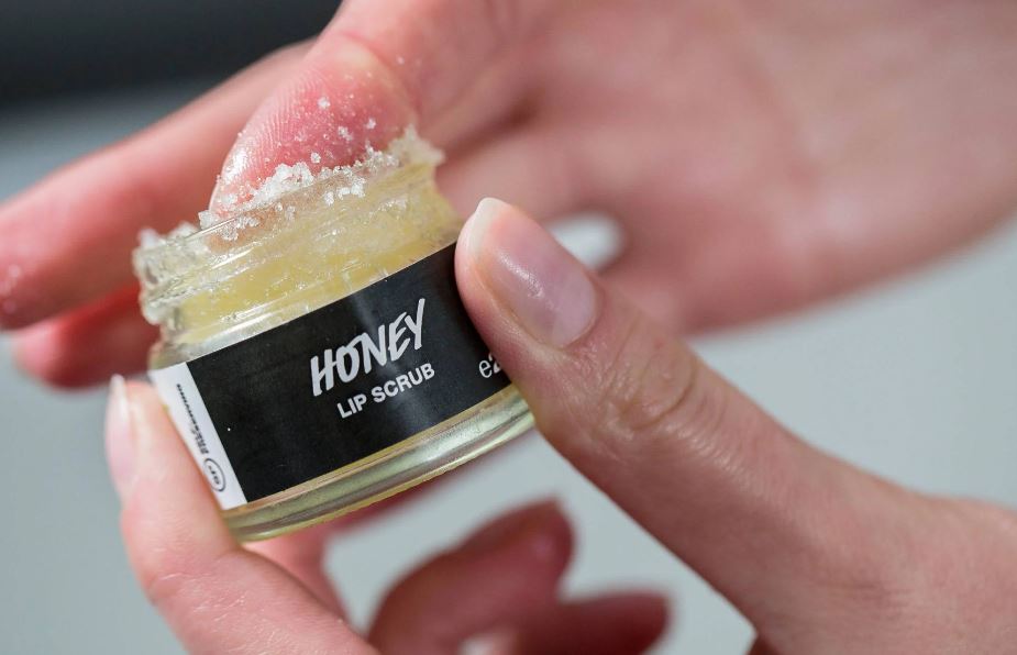 Lush - Honey LIP SCRUB 20g